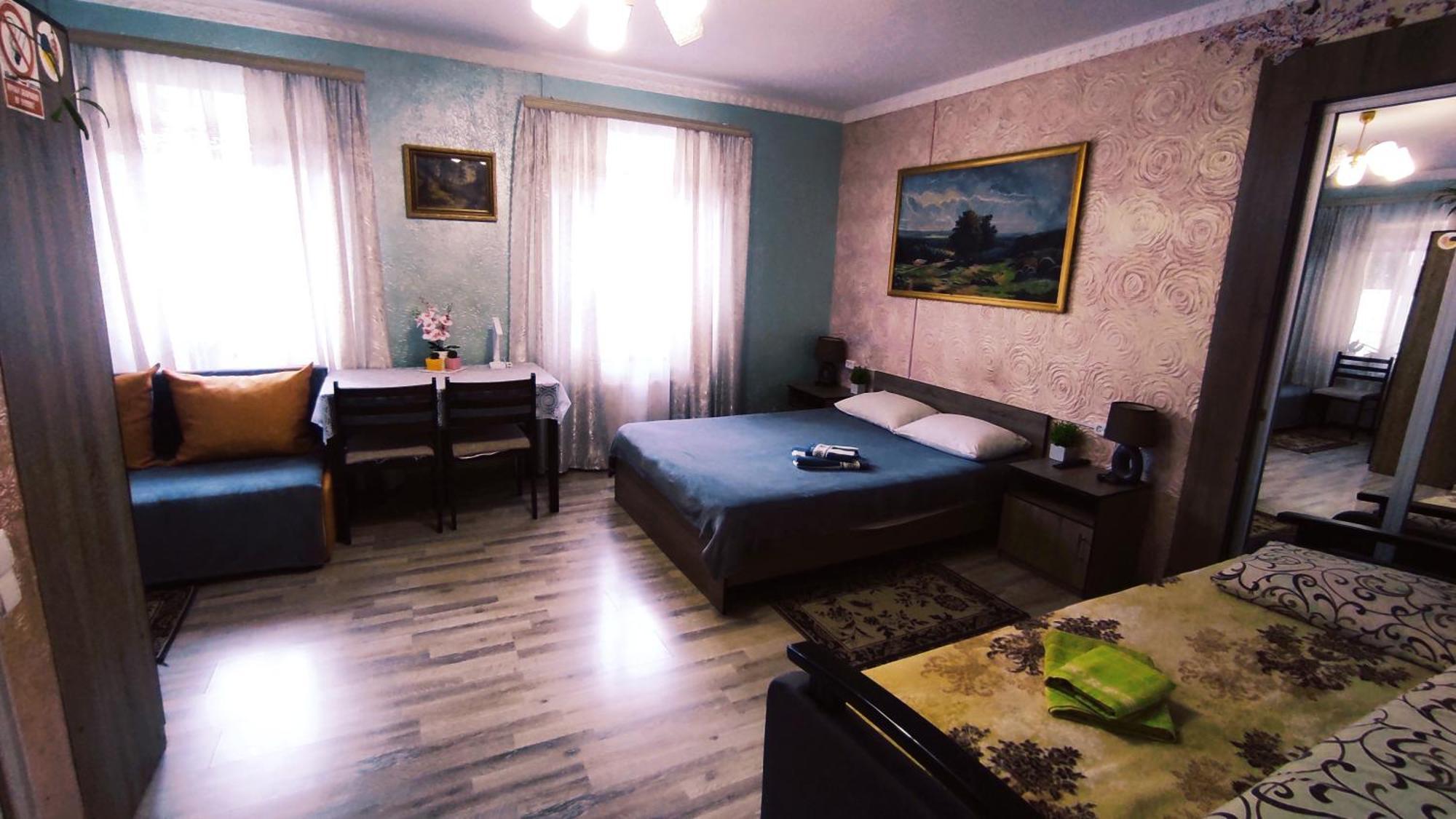 Міні Квартал Hotel Yahotyn Exterior foto